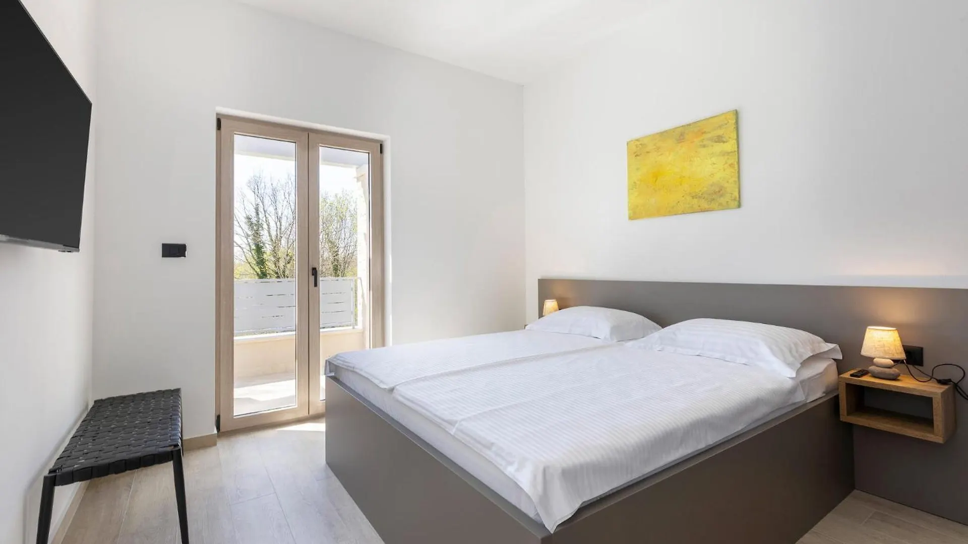 Beautiful Home In Nedescina With Wifi Dom wakacyjny