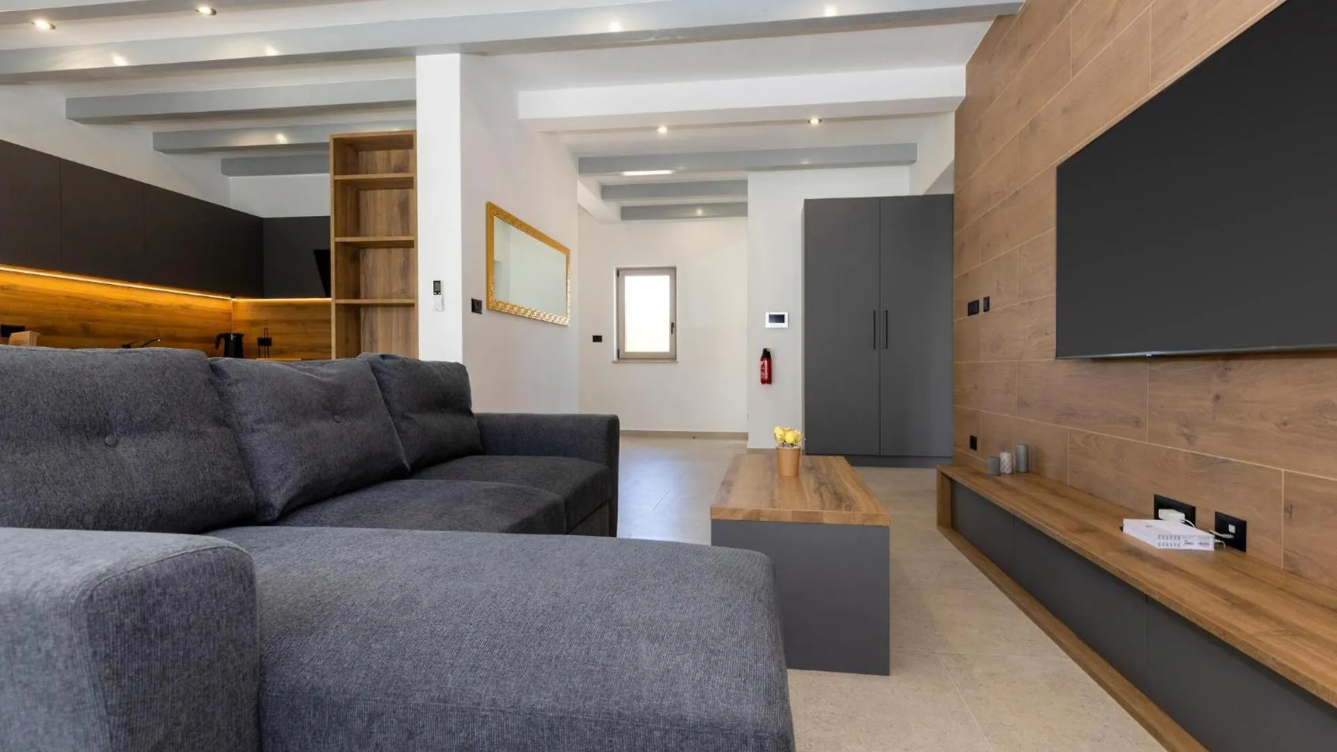 Beautiful Home In Nedescina With Wifi
