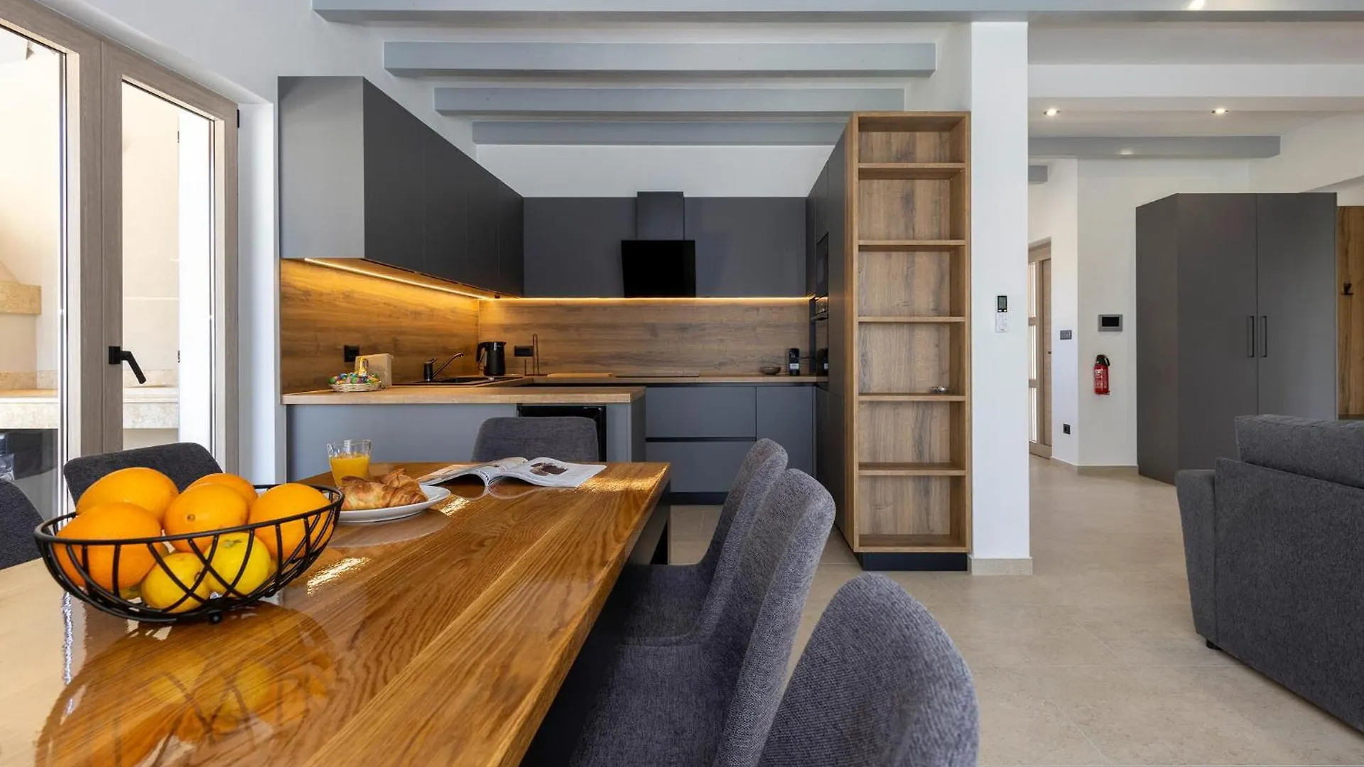 Beautiful Home In Nedescina With Wifi Ferienhaus